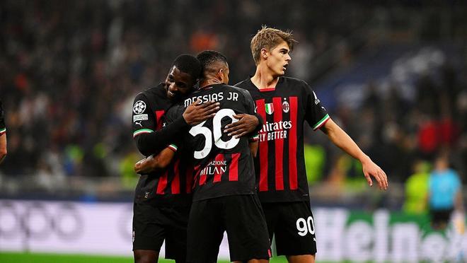 2025 赛季回顾：巴尔的摩金莺队凭借年轻选手的爆发，连续三年打入季后赛