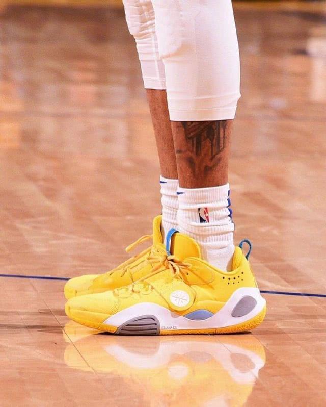 范志毅质疑国足阵型