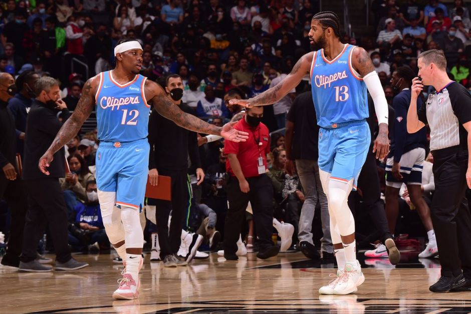 低迷曼市苟延残喘 红军强势猛龙过江