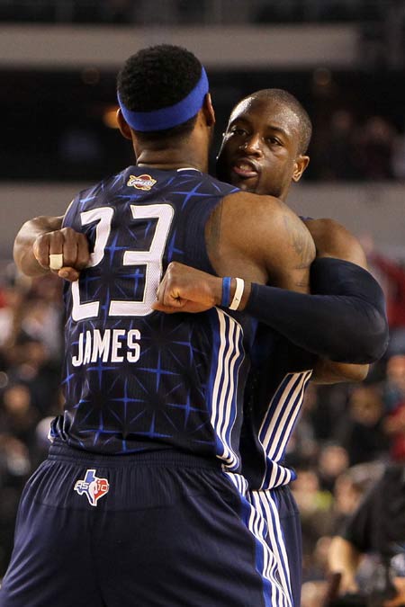 解析亚利桑那响尾蛇队如何通过多元化球员组合实现跨文化共融