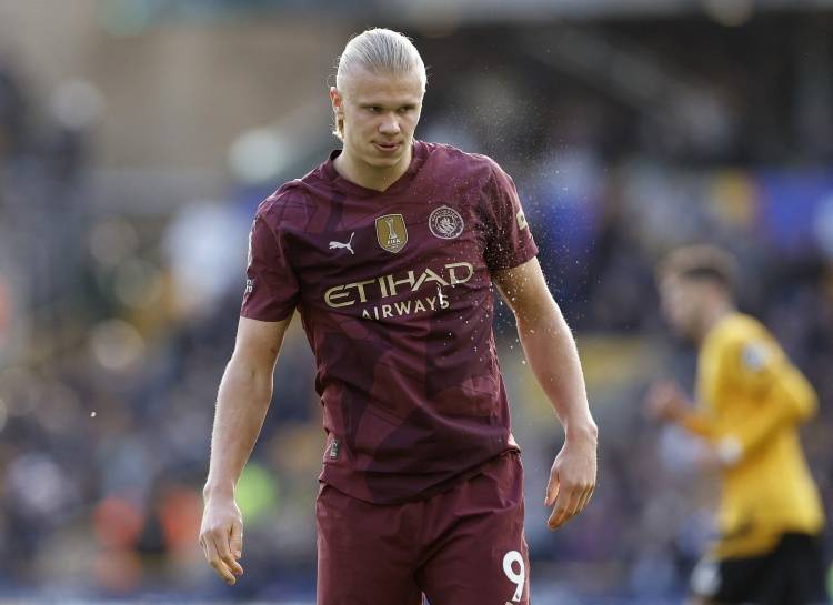 队报：里昂计划1月引进一名中卫，已经联系了切尔西的迪萨西