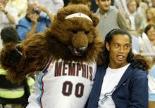 邮报：等纽卡敲定谢什科之后，利物浦才会重新报价伊萨克