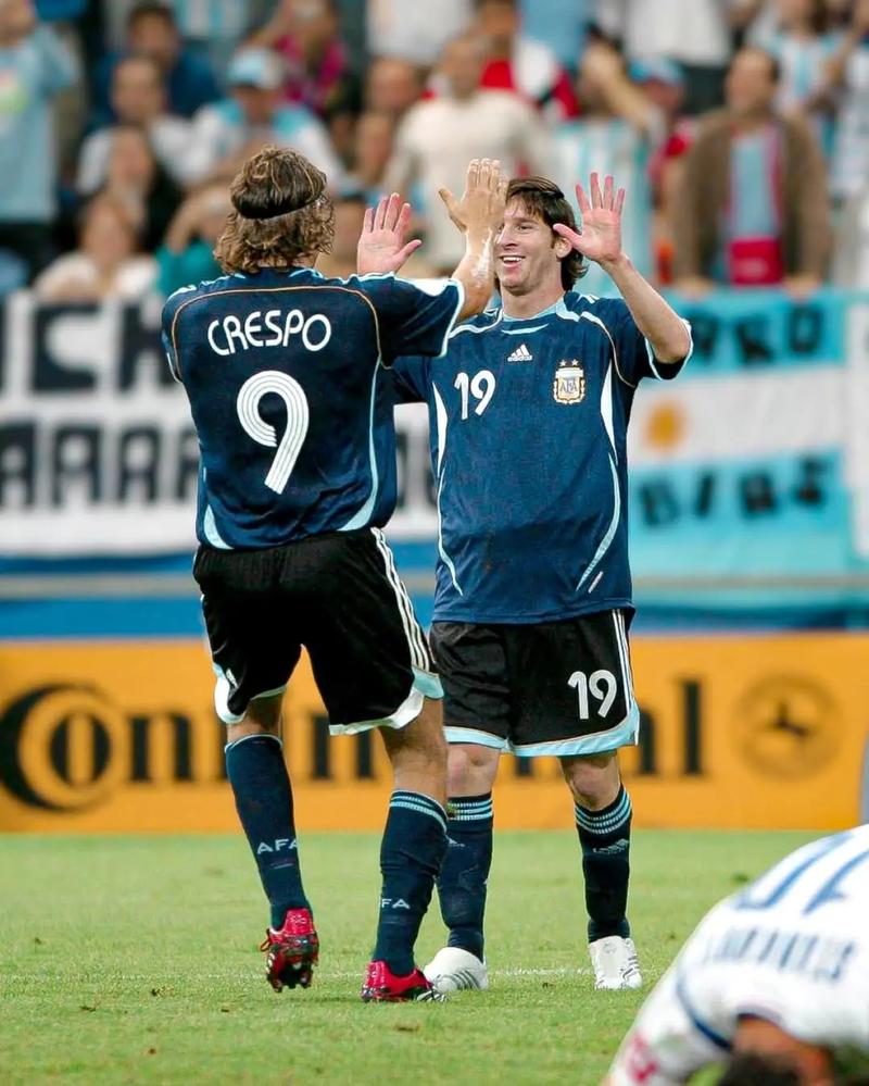 [台球]斯诺克英锦赛：奥沙利文VS周跃龙