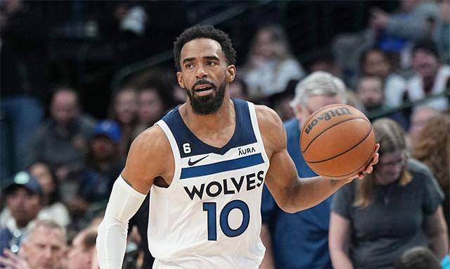 西乙队长数据光鲜，泰山一脚踢在钢板上